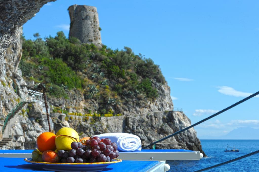 Hotel Torre Saracena Praiano Exterior foto