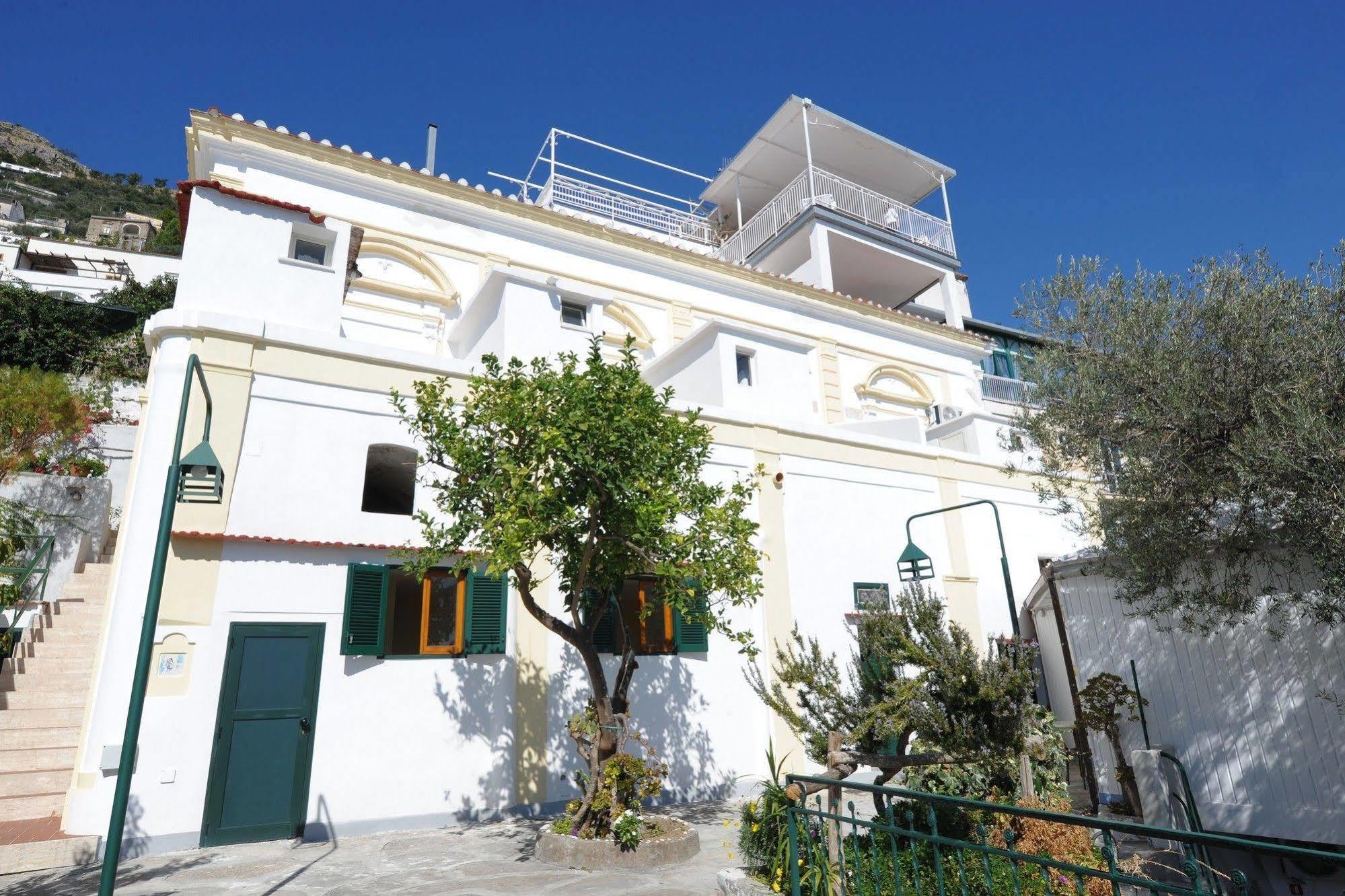 Hotel Torre Saracena Praiano Exterior foto