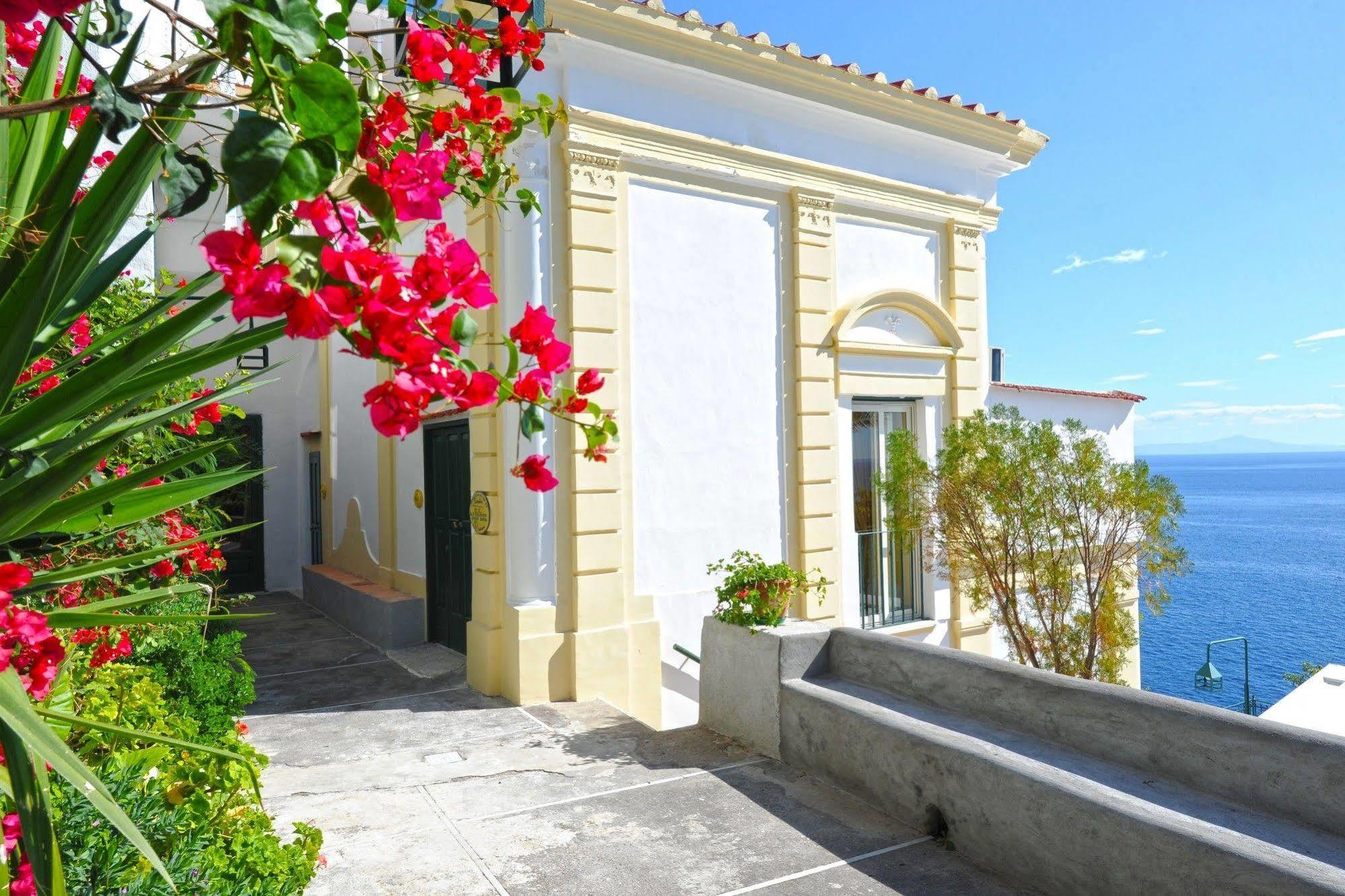 Hotel Torre Saracena Praiano Exterior foto